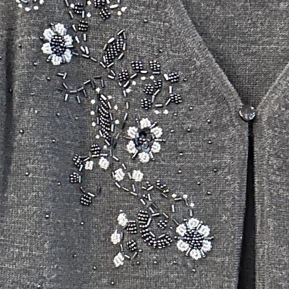 Vintage Unnecessary Essentials Sweater Charcoal Gray Size S Floral Beads - Picture 3 of 6